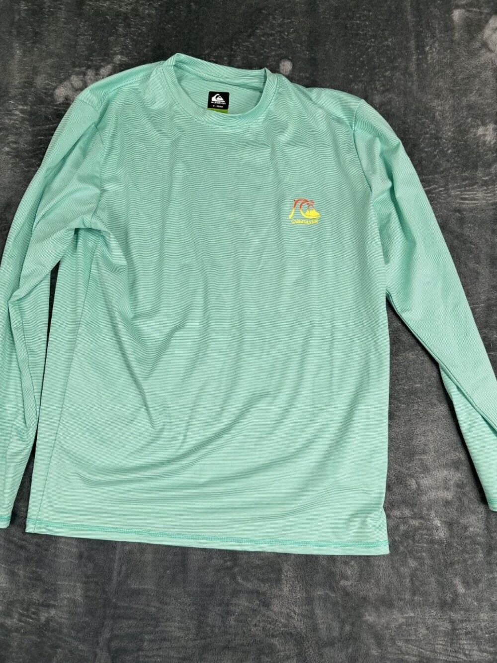 Quiksilver Mens Seafoam Logo Long Sleeve Performance Shirt Size M